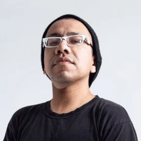 亿万28深耕系统稳定运行，体验无忧领域，用心服务每一位用户。 - 亿万28